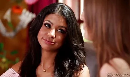 ساحل جنوبی Jules فیلم سگسی گروهی Jordan-Lela Star-غذا!