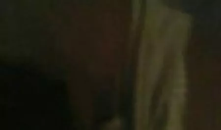 زیبا,جدید, و او در یک توطئه دیدن فیلم سکسی گروهی پر معکوس